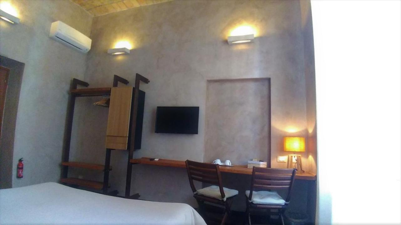 Folia Hotel Roma Exterior foto